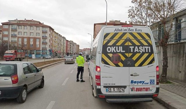 Okul servislerine denetim