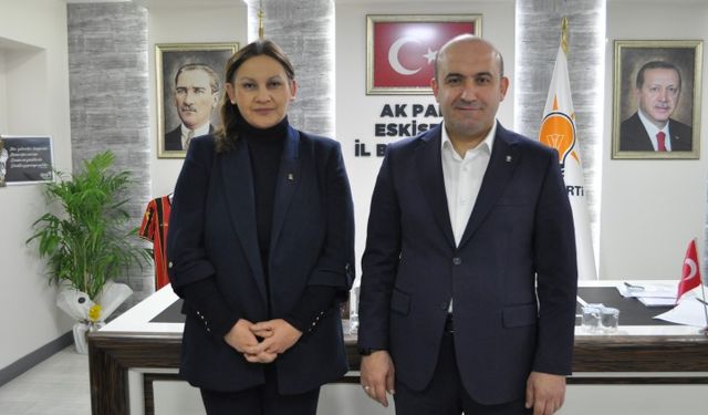 AK Parti'den Büyükerşen'e tepki