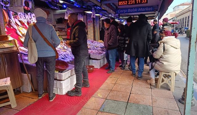 Eskişehirlilerin tercihi hamsi ve palamut