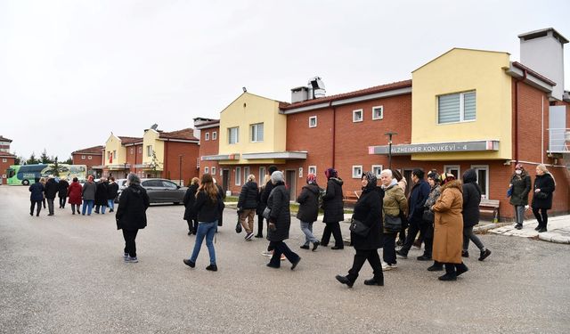 Belediye hizmetlerini yerinde gördüler