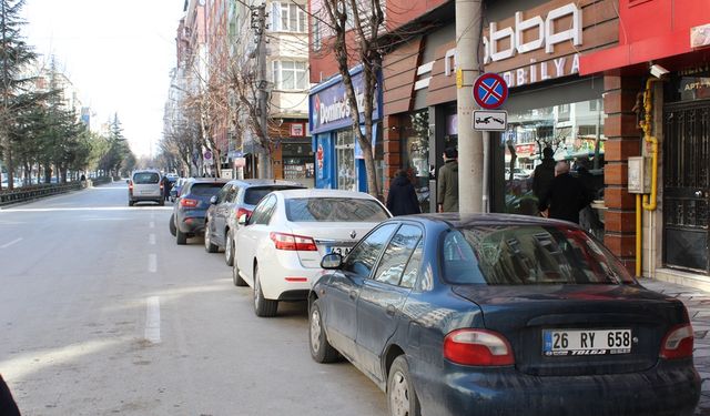 Eskişehir'de park sorunu çilesi bitmiyor