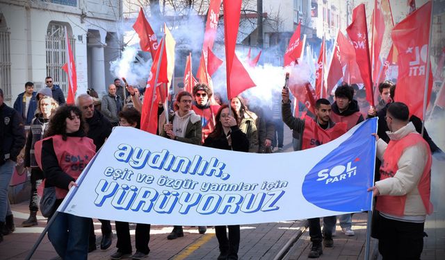 Sol Parti ‘Aydınlık yarınlar’ için yürüdü