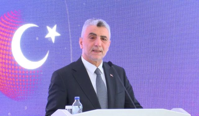 Bolat: "Cumhuriyet tarihinde ilk defa 1 trilyon doları aştık"