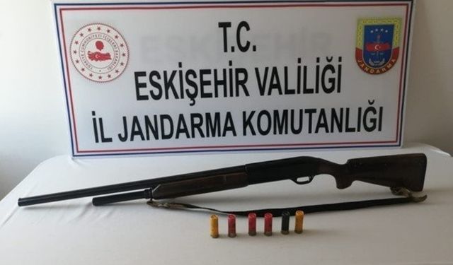 Eskişehir'de çok sayıda ruhsatsız silah ele geçirildi