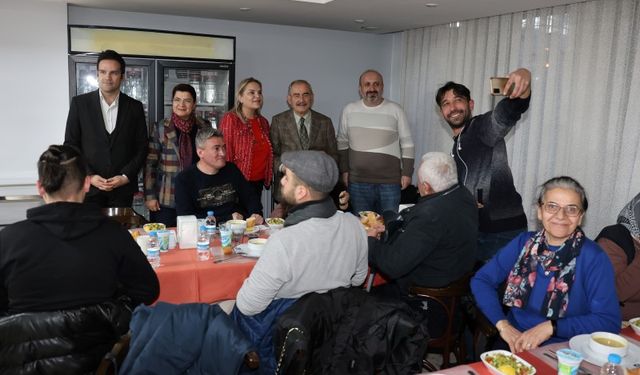 Büyükşehir’in geleneksel iftar buluşmaları başladı