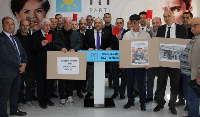 İYİ Parti AK Parti’ye kırmızı kart gösterdi