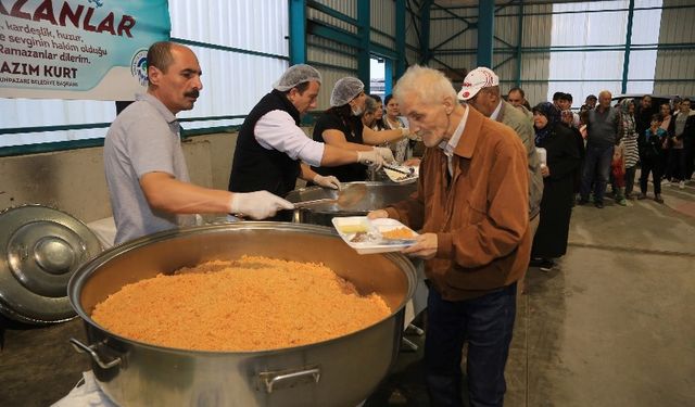 Odunpazarı'ndan günde 4 bin kişiye yemek