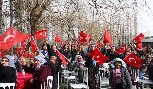 Eskişehir ilçelerinde 8 Mart kutlandı