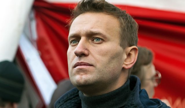 Rus muhalif lider Navalny, düzenlenen törenle defnedildi