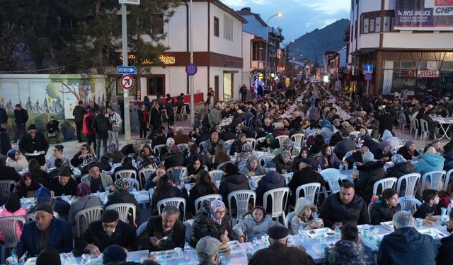 ‘Sizler baş tacımızsınız’