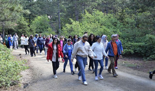 Obeziteye dikkat çekmek için yürüdüler