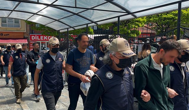 Eskişehir'de FETÖ operasyonu: 19 şüpheli yakalandı