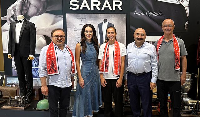 Milli futbolcudan Sarar’a ziyaret