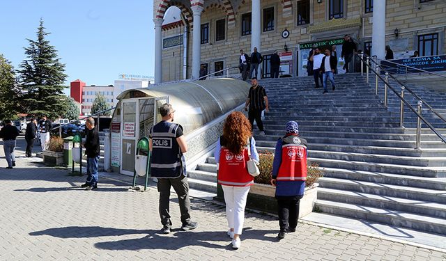 Yoksul ve sokakta çalıştırılan çocuklarla ilgili çalışma yapıldı