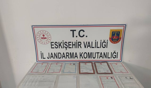 Tefecilik yapan 2 kişi yakalandı