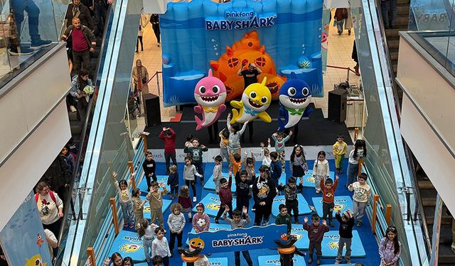 Milyonların sevgilisi 'Baby Shark' Espark AVM’de