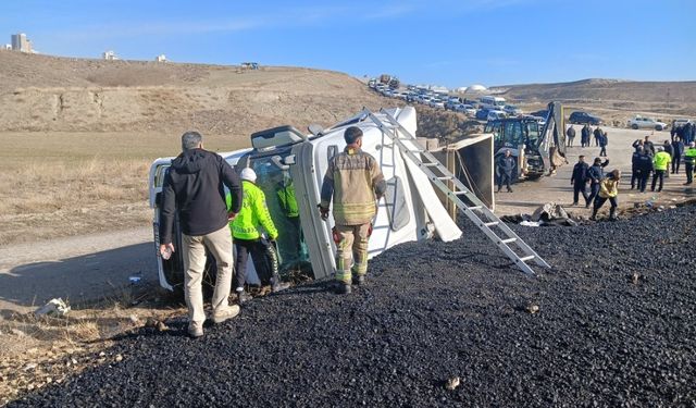 Hafriyat Kamyonu Dehşeti: 3 Belediye İşçisi Hayatını Kaybetti