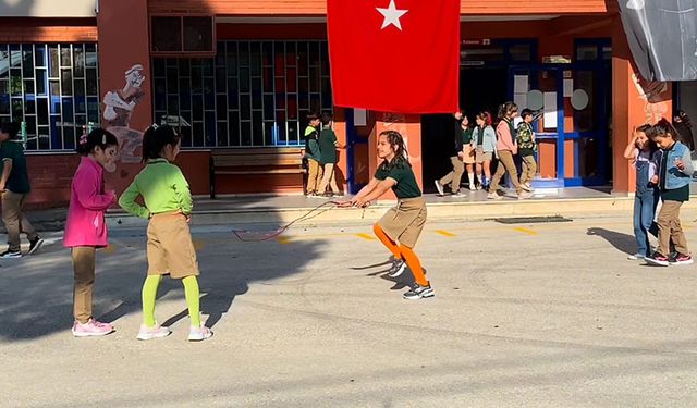 Çocuklarda sıklıkla görülen o hastalık için uzmanından önemli uyarı