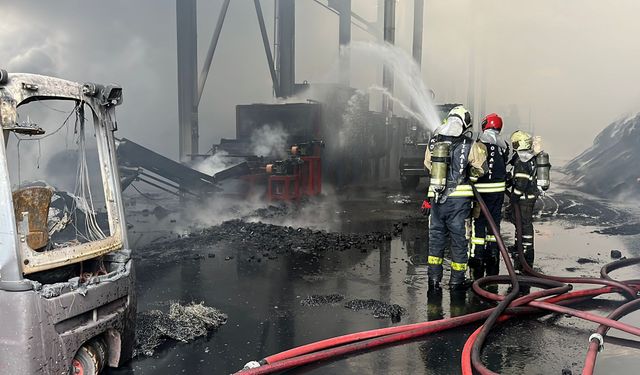 Kömür Üretim Fabrikasında Yangın Çıktı