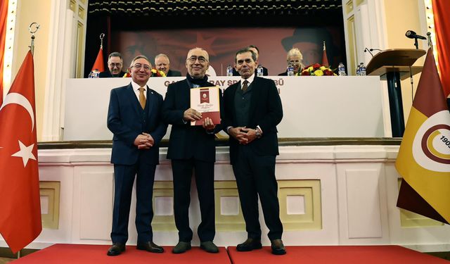 Galatasaray Divan Kurulu Yeni Üyeleri İçin Berat Töreni Düzenlendi