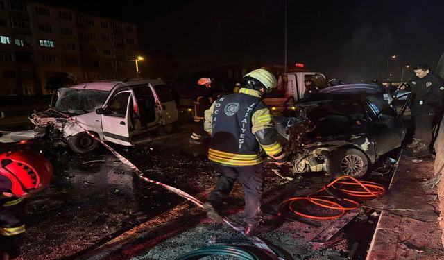 Kocaeli'de ters yönden gelen araç dehşet saçtı: 1 ölü