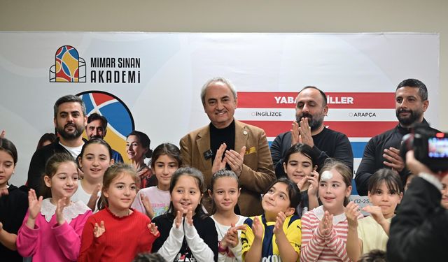 Kepez'den Mimar Sinan Akademi'ye renkli açılış