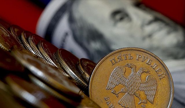 Ruble Trump'ın göreve başlamasının ardından değer kazanıyor