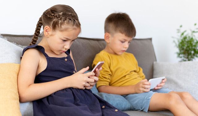 Çocuklarda Kronik Kabızlığın Nedeni Ekran Bağımlılığı Olabilir