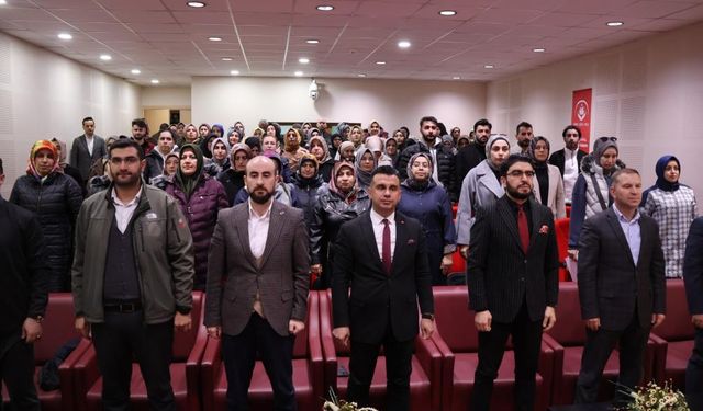 Dijital çağda aile söyleşisi: "Bilinçlen, güçlen, aktar"