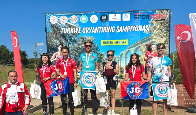 İnönü’ye İki Kupa İle Döndüler