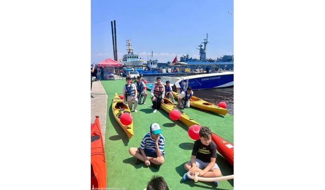 İzmir Büyükşehir Belediyesi çocukları Su Sporları Şenliği’nde buluşturdu