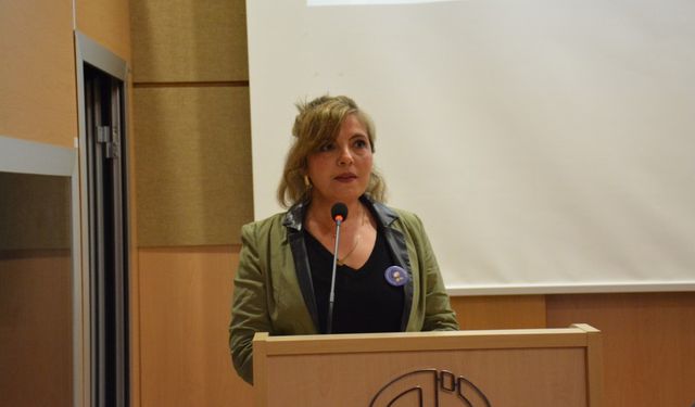 Edebiyat Fakültesi seminerleri devam ediyor