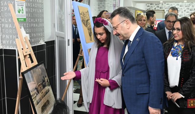 Vali Aksoy'dan Yunus Emre Programına Katılım