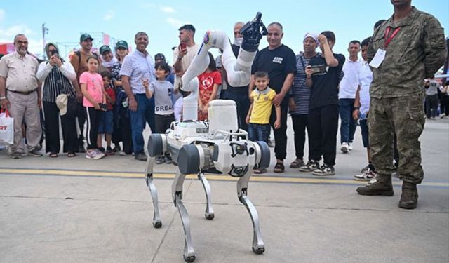 Jandarmanın Yeni Yardımcısı "Robot Köpek" Envantere Girdi