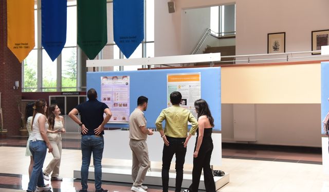 Sağlık Bilimleri Fakültesi'nden poster sunum etkinliği