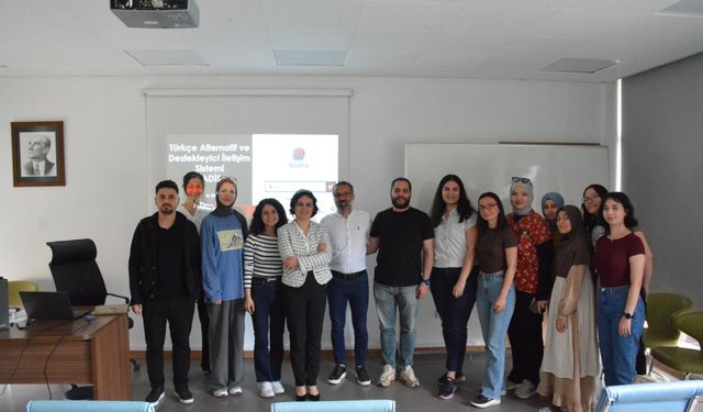 DİLKOM’da “Türkçe Alternatif Destekleyici ve İletişim Sistemi” eğitimi gerçekleştirildi
