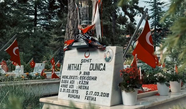 Şampiyonluk Kupası “Tükenmiş Nefesler”e Armağan Edildi