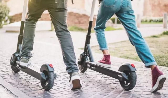 Kentlerde Mikro-Mobilite Devrimi: Elektrikli Scooter ve Paylaşımlı Bisikletler Yaygınlaşıyor
