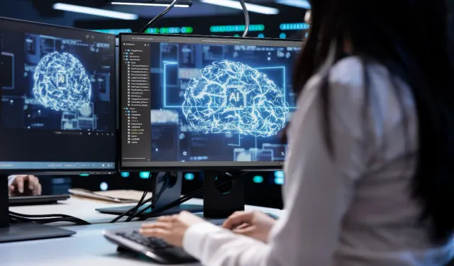 İnsan ve yapay zekanın ortak geleceği “Hibrit meslekler” olacak!