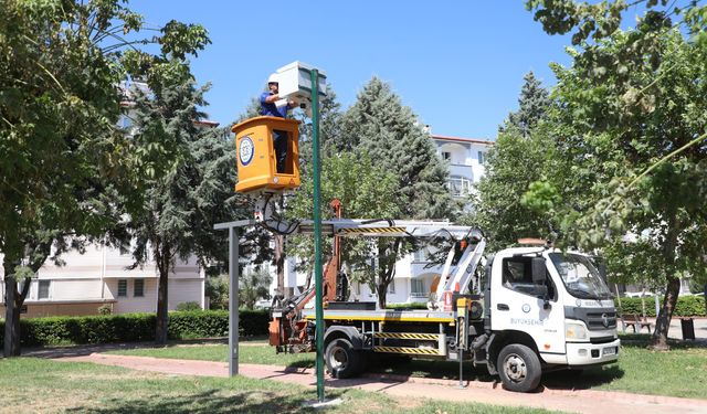 Büyükşehirden parklara kameralı güvenlik