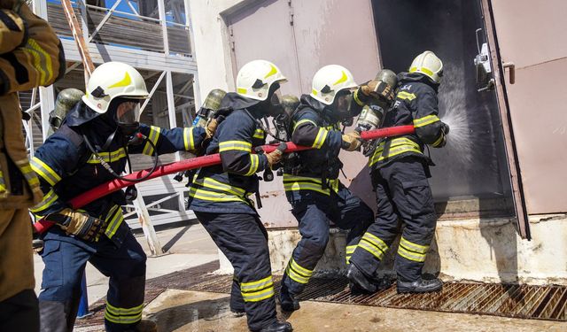 İzmir ile Manisa arasında olası afetlere karşı örnek iş birliği