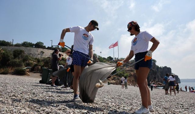 Deniz gönüllüleri kıyı temizliğinde buluşacak