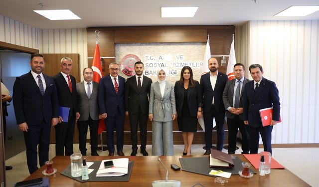 Bakan Göktaş, AK Parti Milletvekili Sarıeroğlu ve Ankara Heyetini Ağırladı