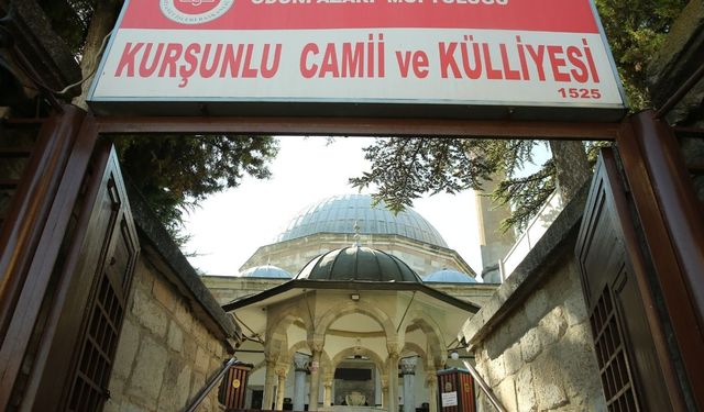 500 yıllık külliye tarihin izlerini taşıyor