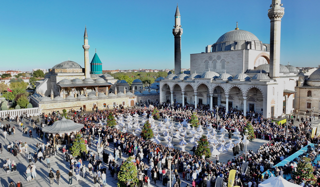 22. Uluslararası Konya Mistik Müzik Festivali Coşkuyla Başladı