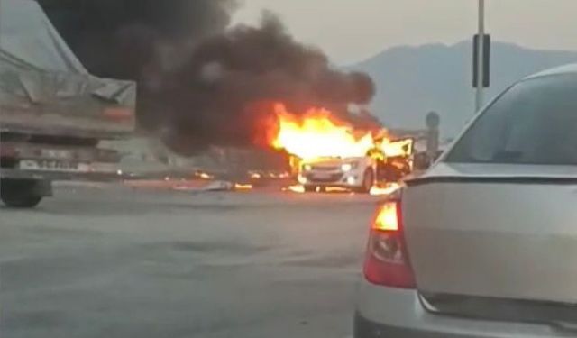 Osmaniye’de otomobil alev topuna döndü
