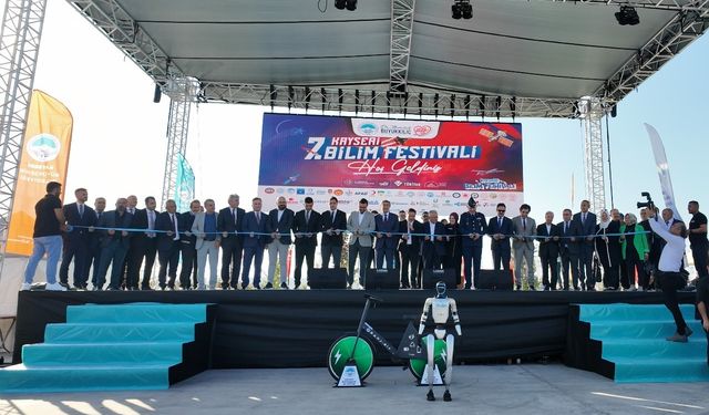 Başkan Büyükkılıç, 7’nci Kayseri Bilim Festivali’nin Açılışını Yaptı