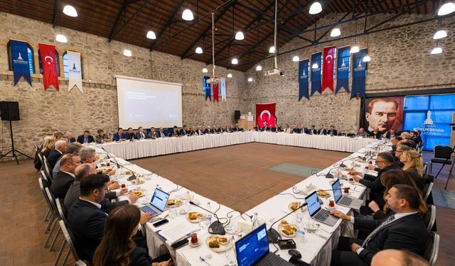 Başkan Tugay: Önceliğimiz bertaraf tesisleri