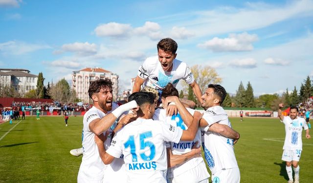 Ligde zirve elden değişti!