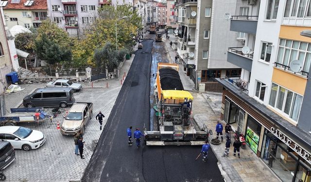 Büyükşehir’den Değirmenönü’ne sıcak asfalt çalışması